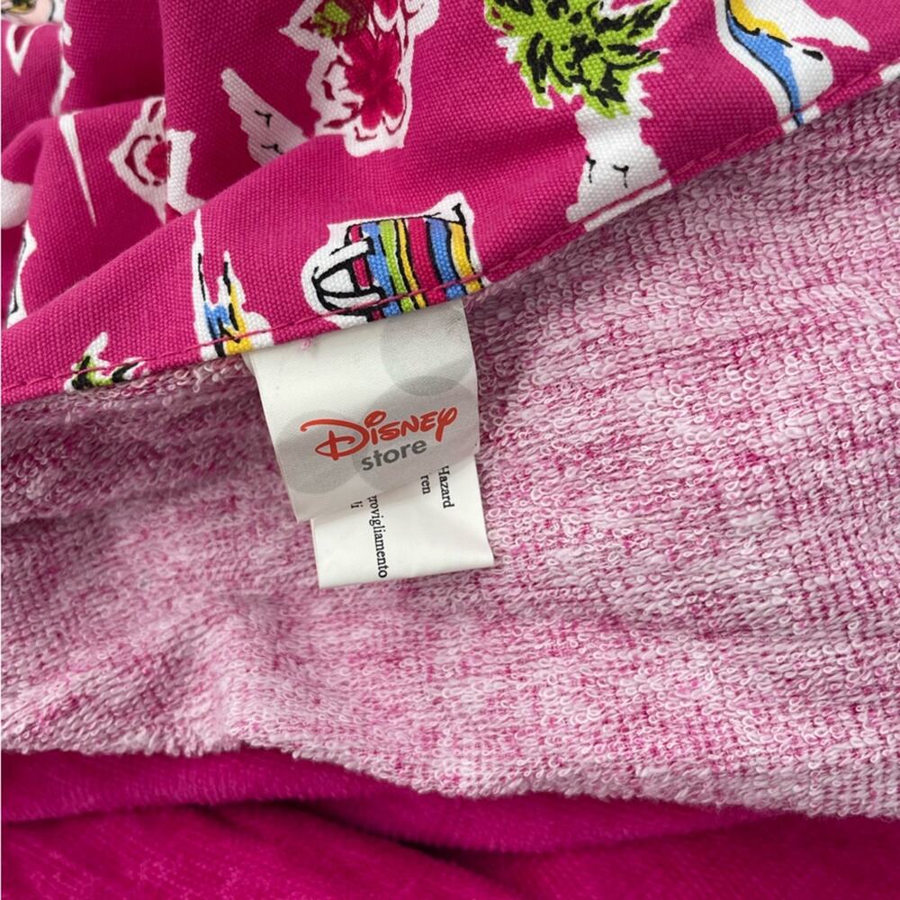 DISNEY STORE Beach Towel with Attached Bag Tote Minnie Mouse Pink Zipper Travel - Picture 10 of 12